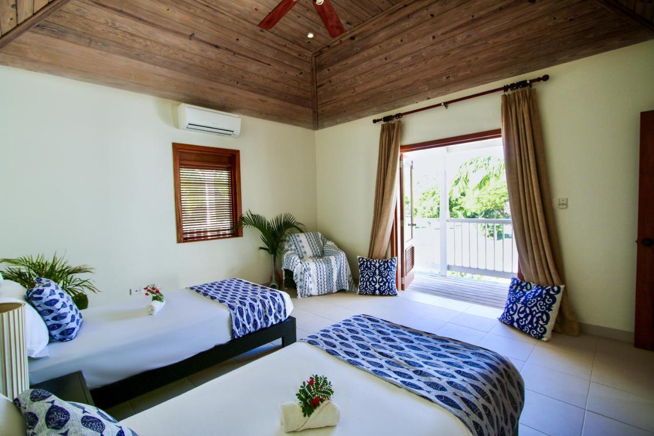 Hotel The Hideaway At Hughes Point Freetown Village Zewnętrze zdjęcie